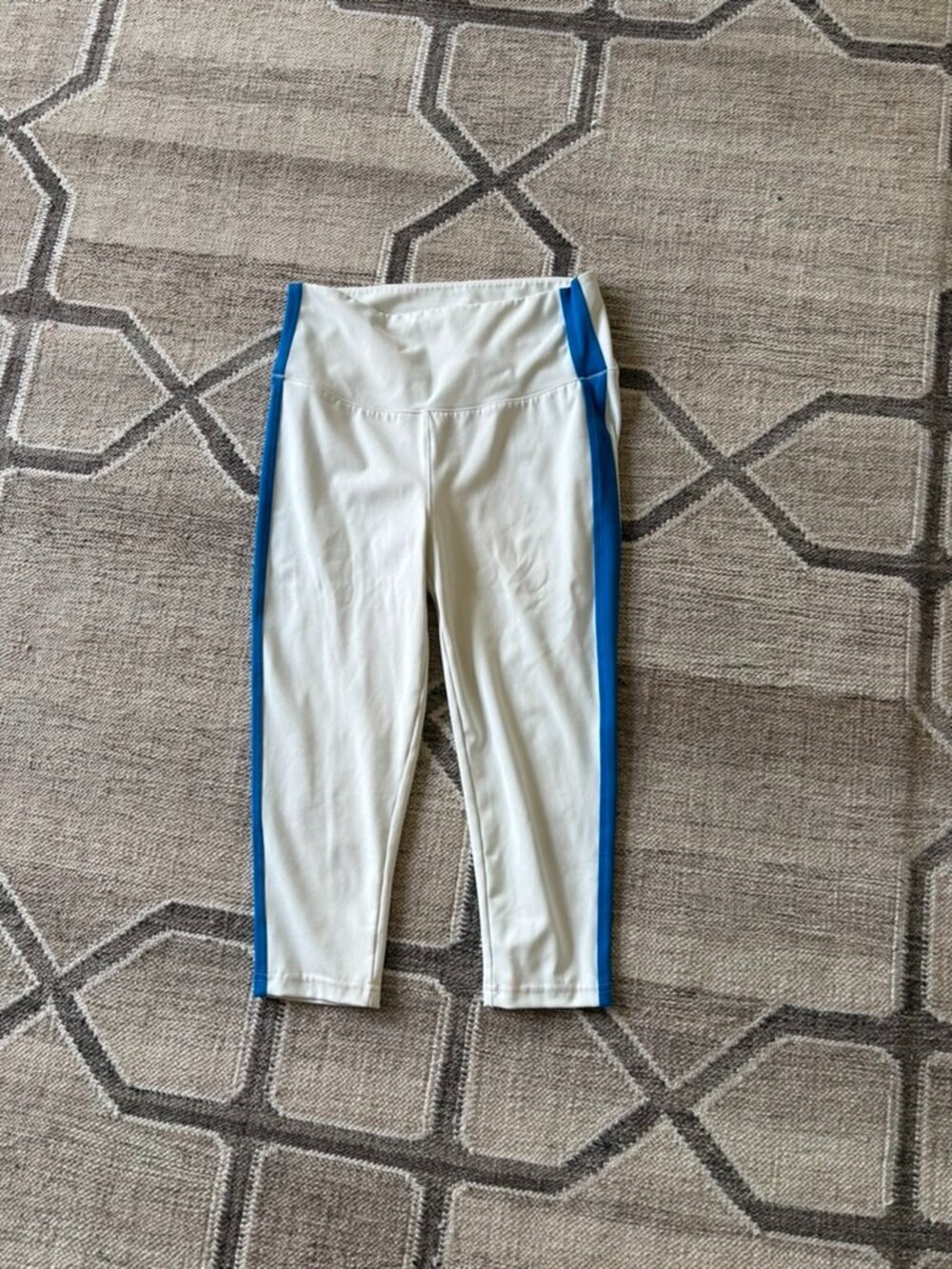Daily Practice Capri Leggings XS/Small - White and Royal Blue